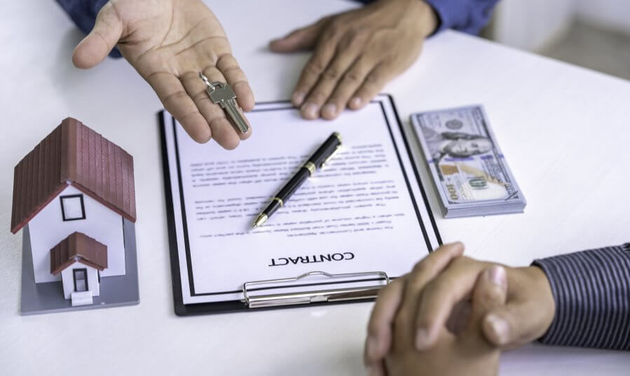 real estate agents is giving keys to customers and 2026 03 09 01 51 56 utc